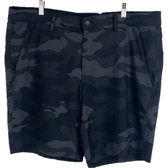 George shorts mens 40 Camo flat front  back pocket one with a zipper NICE! - Picture 1 of 10